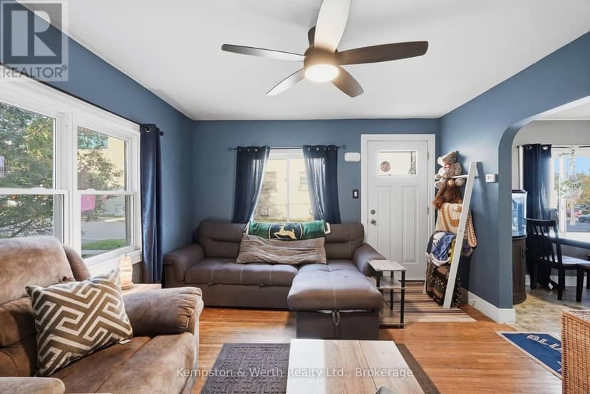 334 Davidson Avenue N, North Perth, photo 6