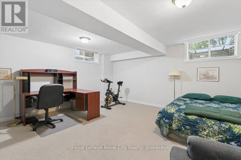 18 Mullin Drive — photo 34 of 40