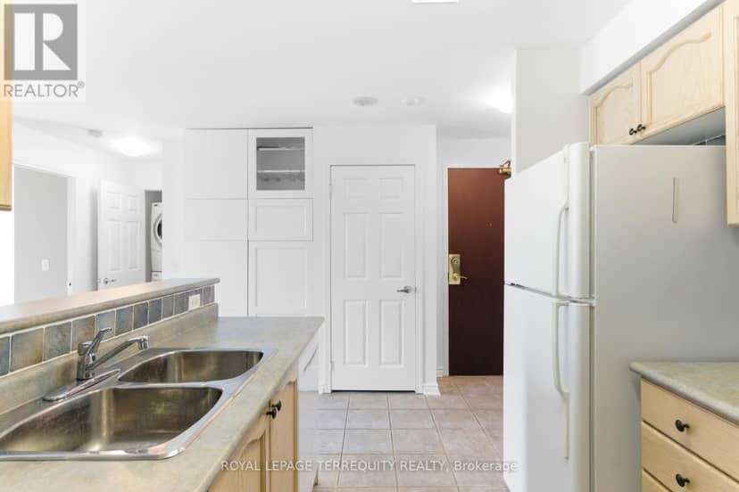 PH07 - 20 Olive Avenue — photo 10 of 40