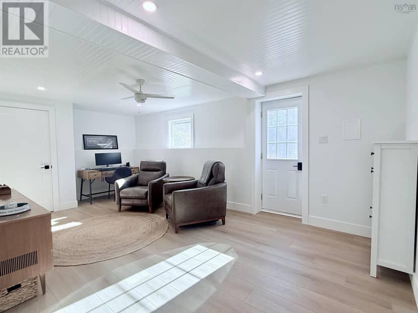 45 Springwaters Place — photo 35 of 40