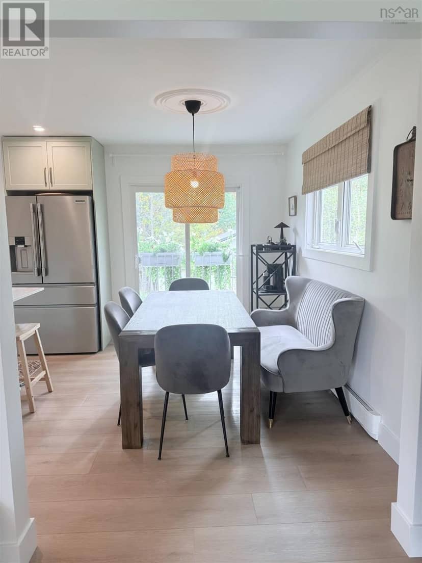 45 Springwaters Place — photo 15 of 40