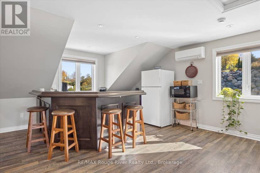 180 Grandview Drive — photo 27 of 40