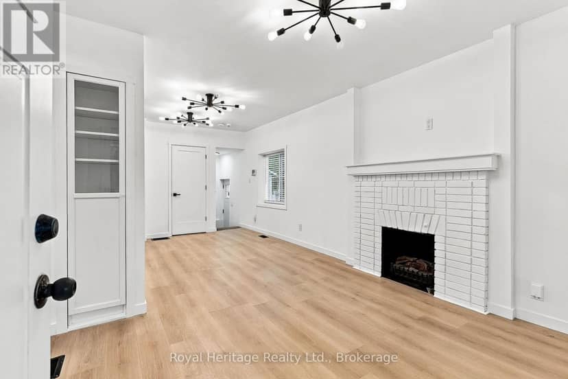 157 Water Street, Quinte West, photo 3
