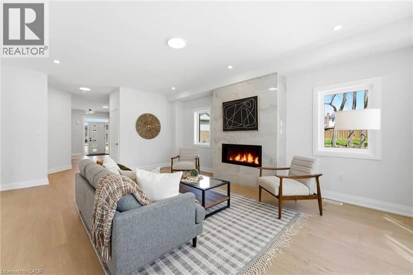 23 WOODVALLEY Court, Hamilton, photo 8