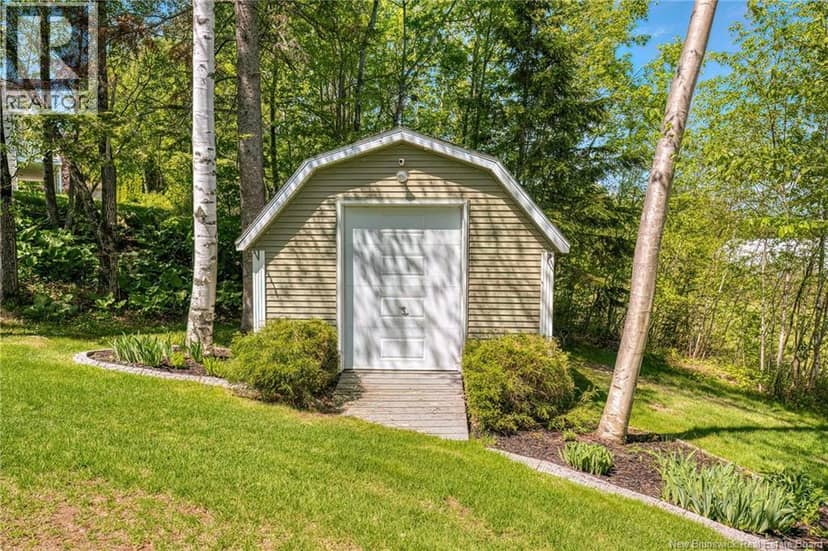 90 Nowlan Street — photo 12 of 40