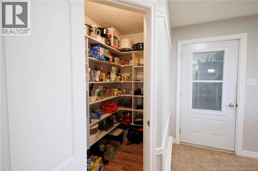 90 Nowlan Street — photo 27 of 40
