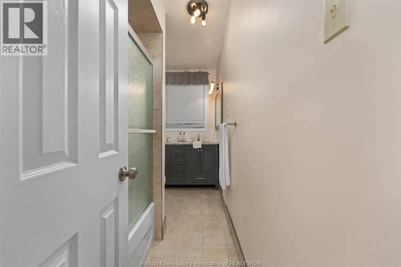 2997 St Patrick's Drive — photo 13 of 37
