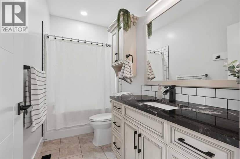 552 Rogers Avenue — photo 18 of 40