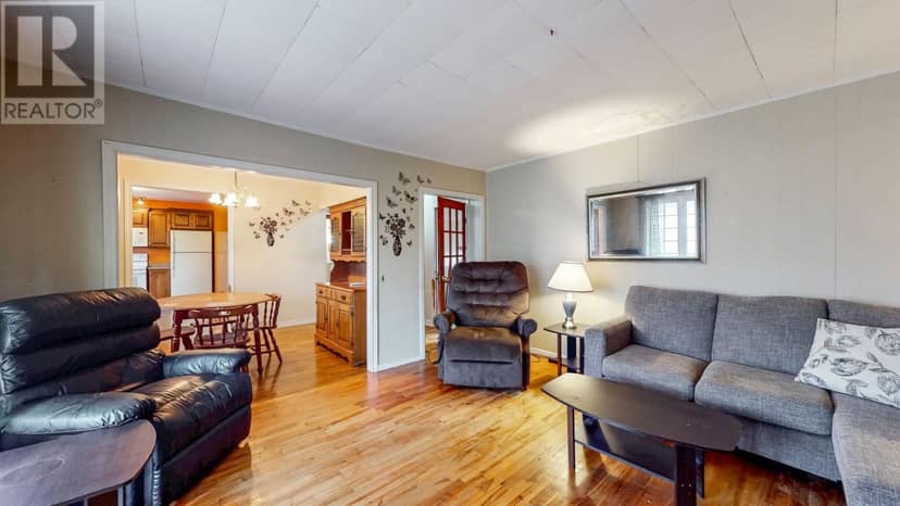 16 Irving Drive — photo 18 of 28