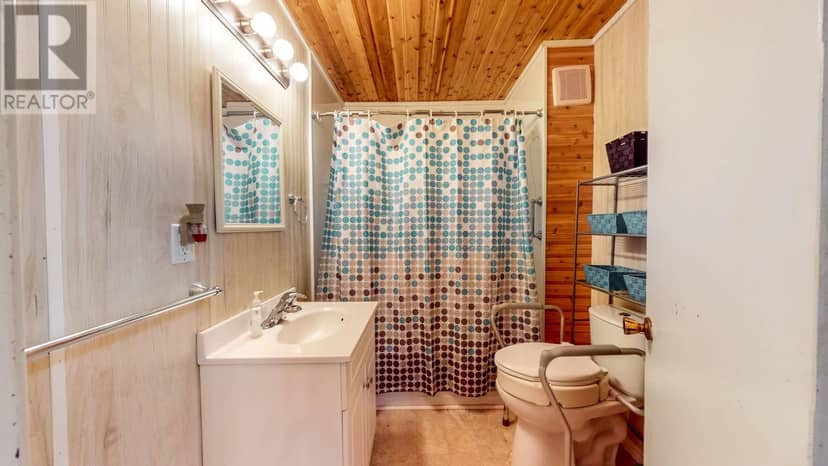 16 Irving Drive — photo 24 of 28