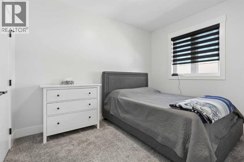 552 Rogers Avenue — photo 19 of 40