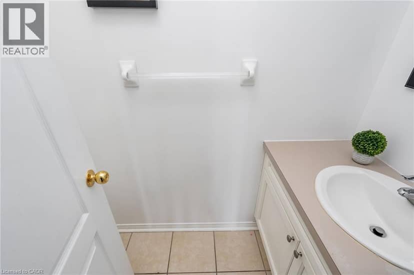 103 JOHN Street — photo 7 of 40