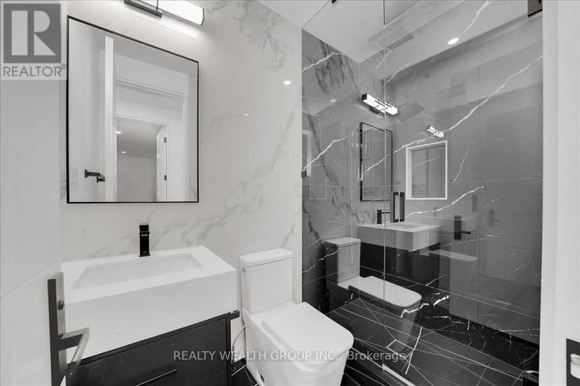 2 Kingsbury Crescent — photo 37 of 40