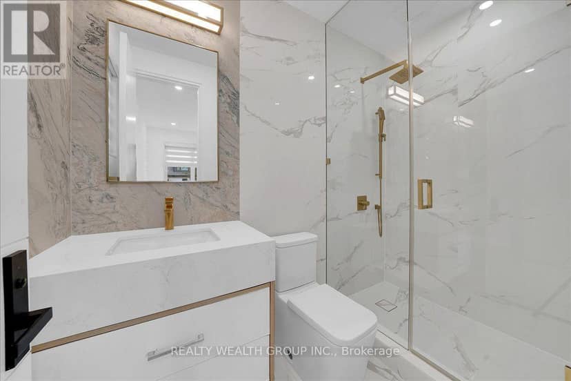 2 Kingsbury Crescent — photo 40 of 40