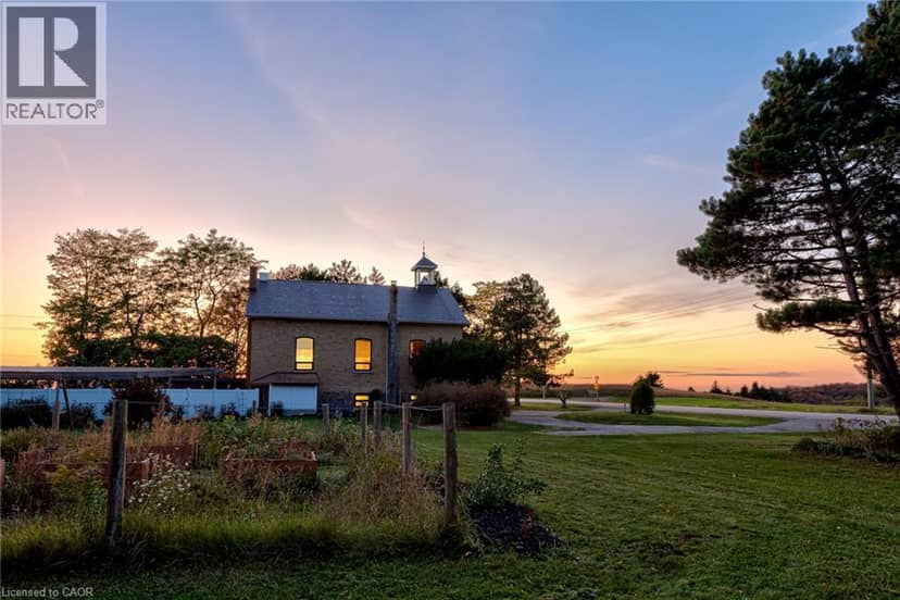 2653 HURON Road, New Hamburg