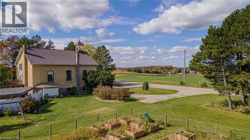 2653 HURON Road, New Hamburg, photo 2