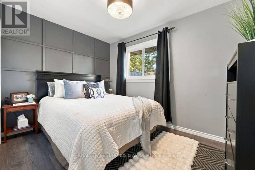 525 Irving Street — photo 17 of 39
