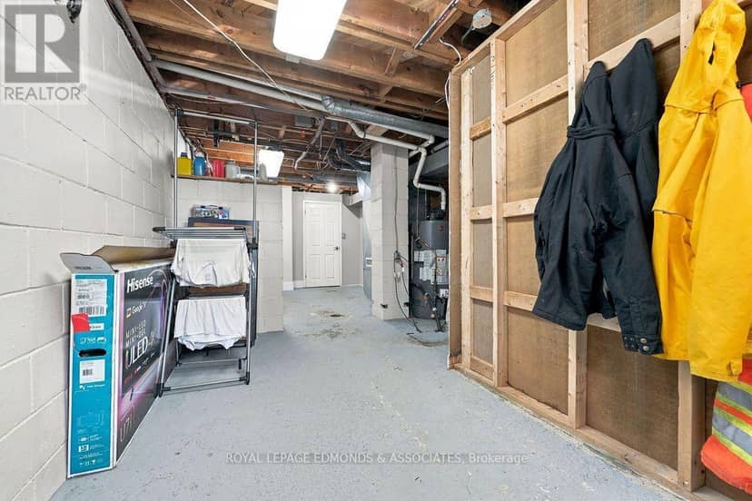 525 Irving Street — photo 30 of 39