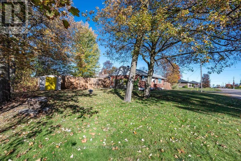 525 Irving Street — photo 35 of 39