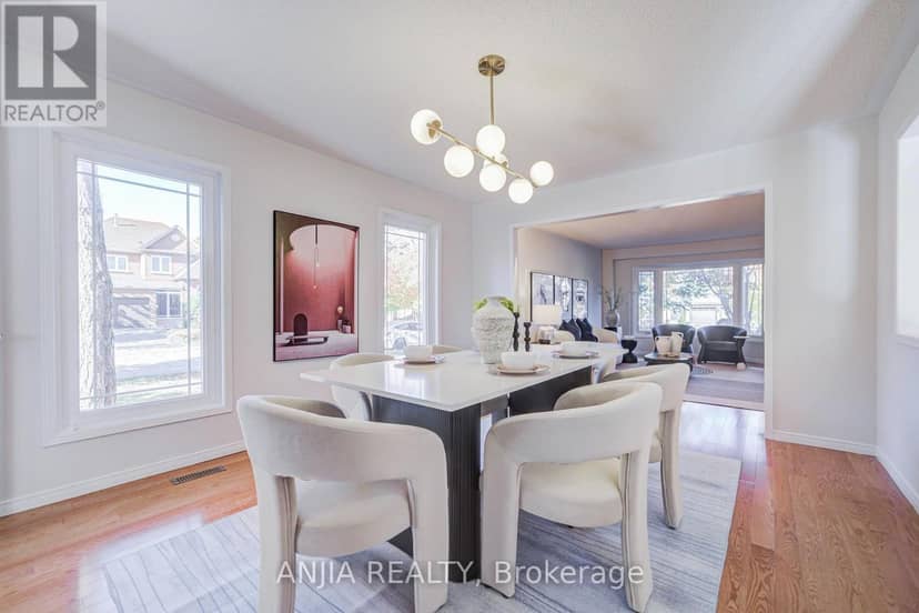 17 Charrington Crescent — photo 17 of 40