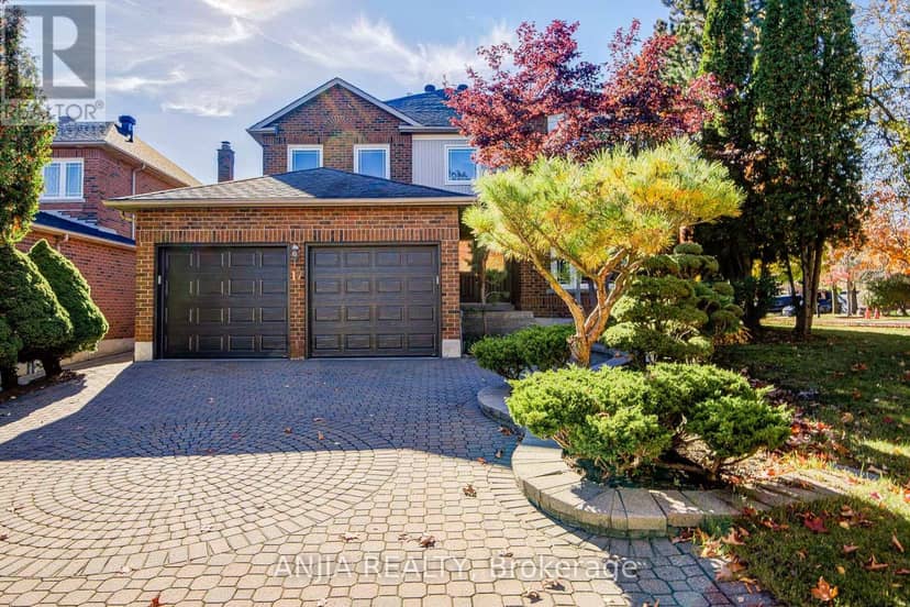 17 Charrington Crescent, Markham, photo 2