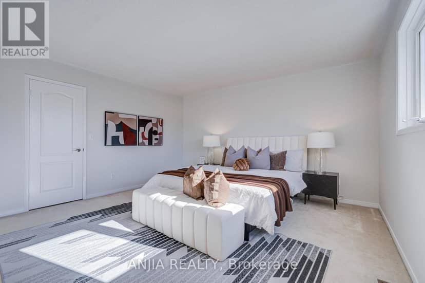 17 Charrington Crescent — photo 34 of 40