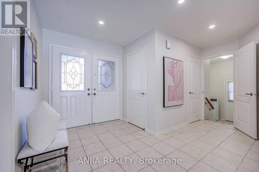 17 Charrington Crescent, Markham, photo 7