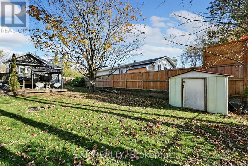 323 Bell Street — photo 31 of 38