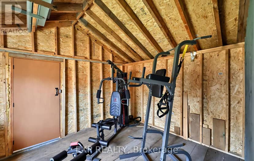 323 Bell Street — photo 37 of 38