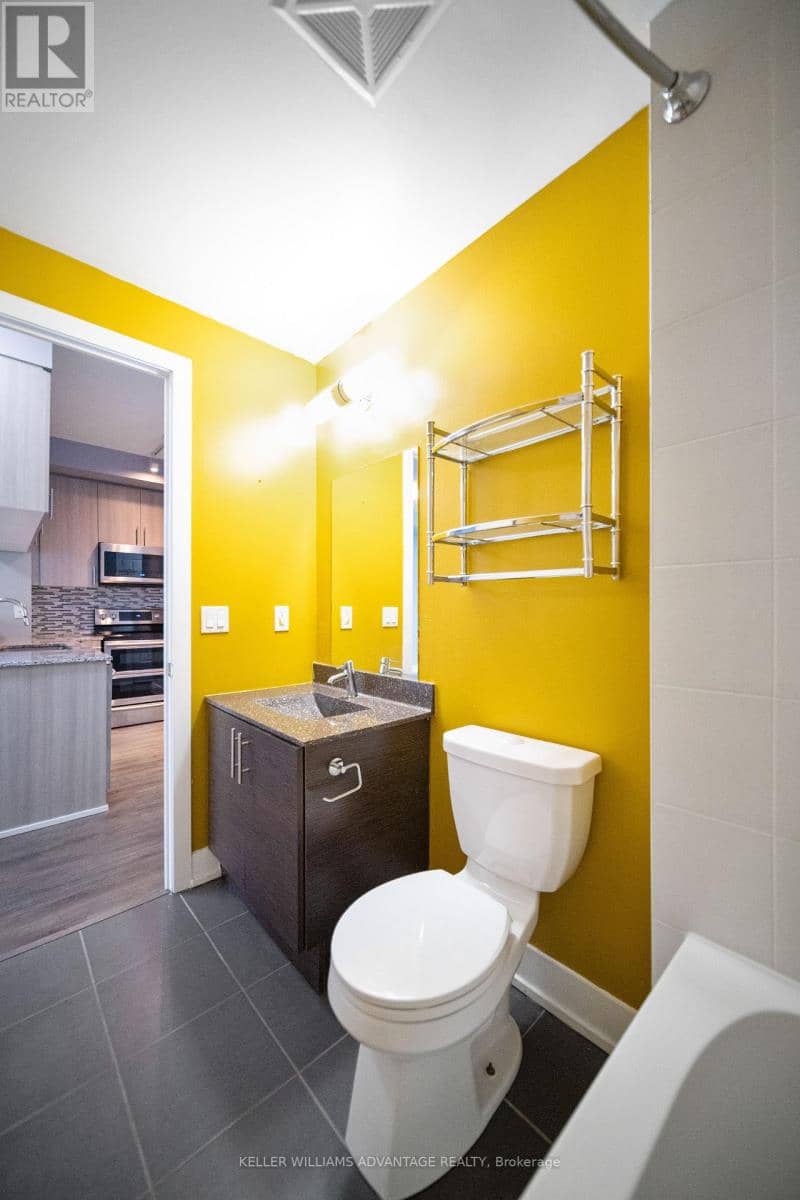 710 - 68 Merton Street — photo 25 of 29