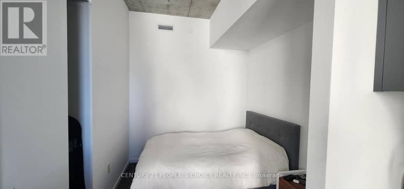 614 - 21 Lawren Harris Square, Toronto, photo 7