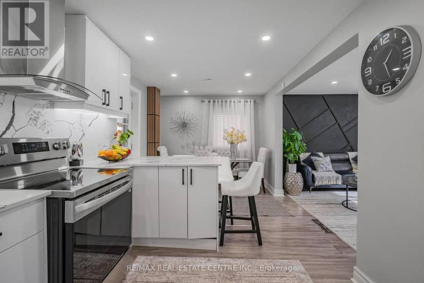 20 Brock Street — photo 17 of 37