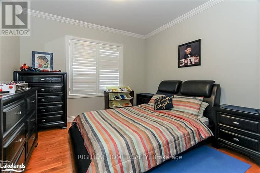 16 Wasaga Sands Drive — photo 29 of 39