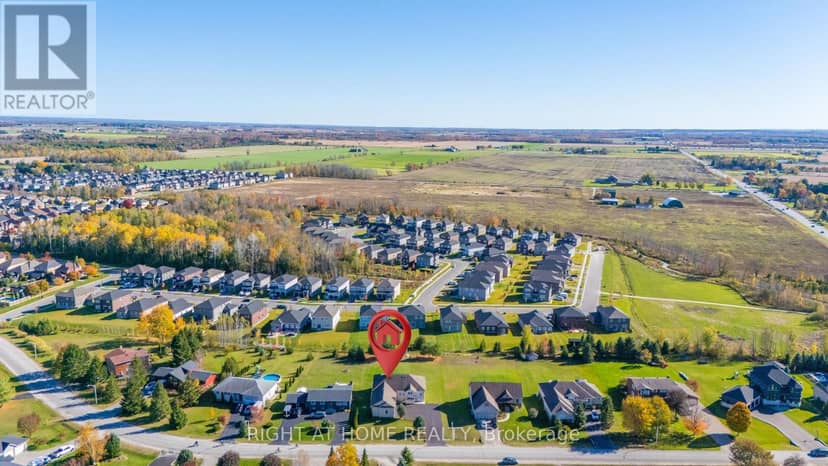 16 Wasaga Sands Drive — photo 3 of 39