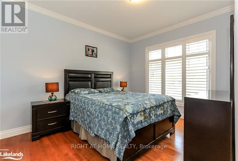 16 Wasaga Sands Drive — photo 26 of 39