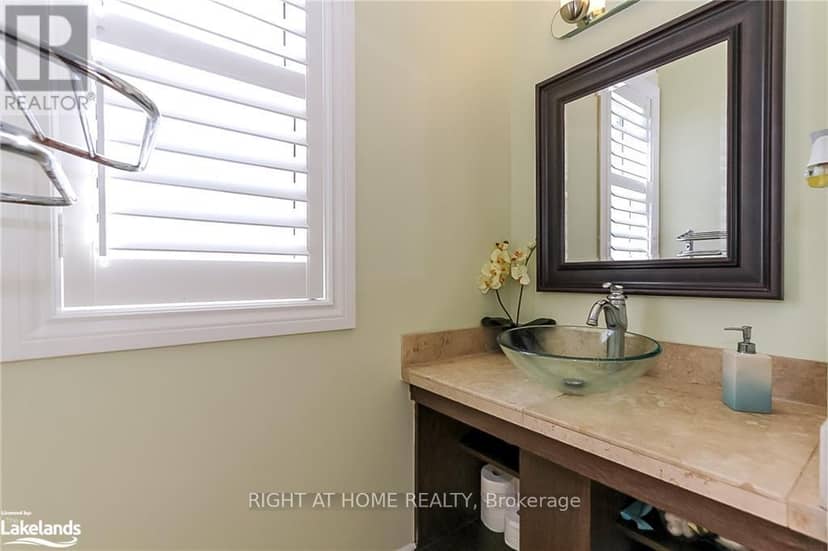 16 Wasaga Sands Drive — photo 27 of 39