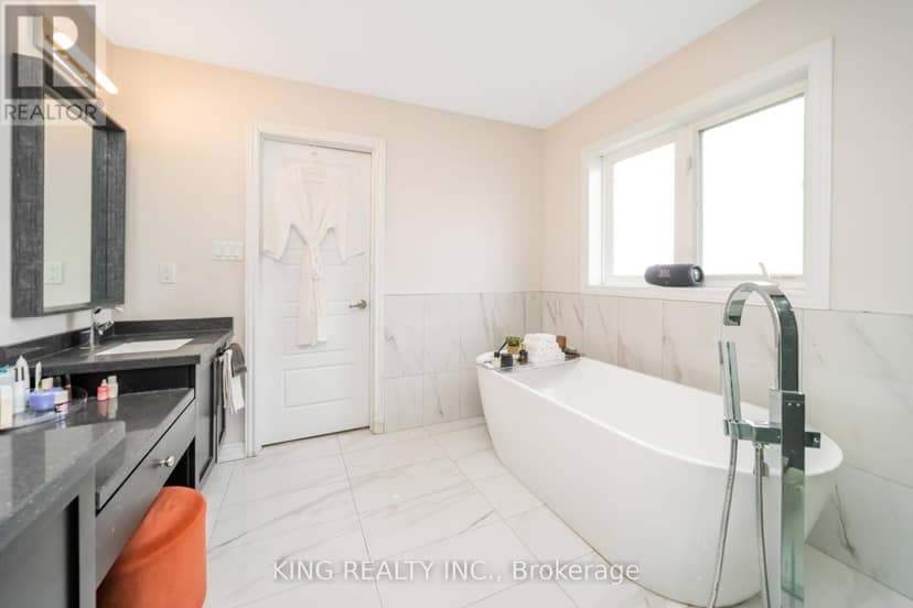 11 Malpass Street — photo 19 of 28