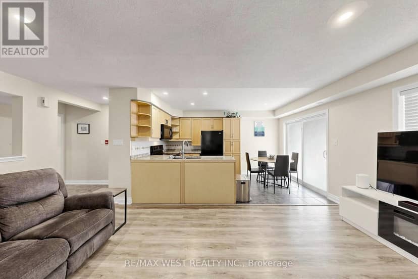 1 - 608 Shoreline Drive — photo 12 of 40