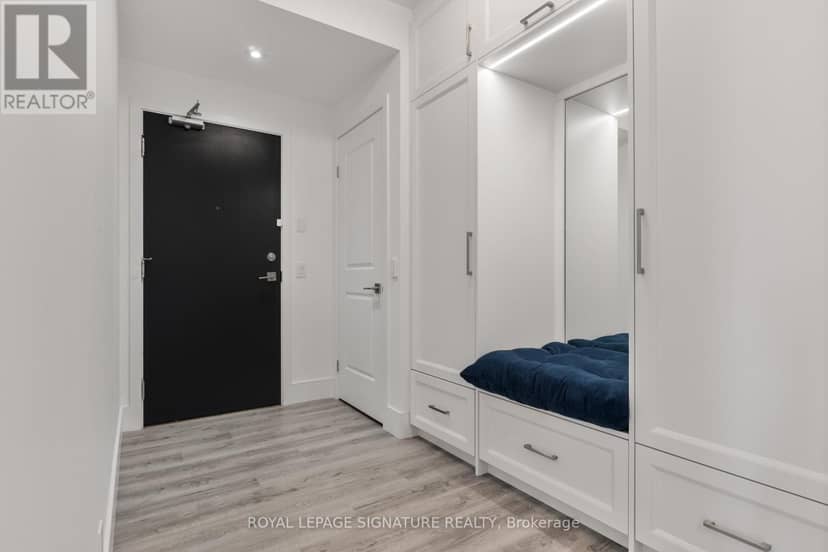 3109 - 10 Parklawn Road, Toronto, photo 2