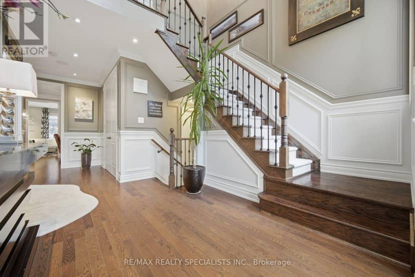 6 McCandless Court — photo 16 of 40