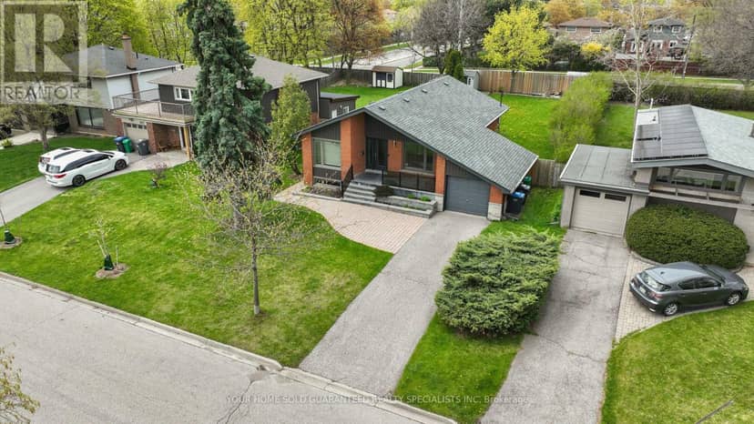 947 Sierra Boulevard, Mississauga, photo 2