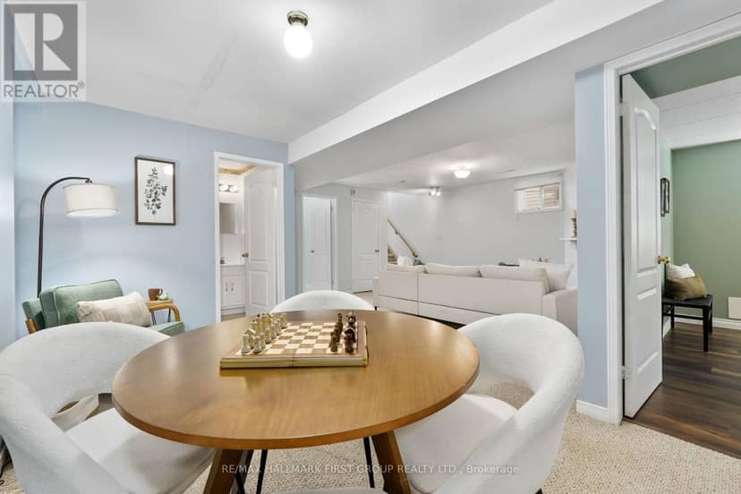 235 Carroll Crescent — photo 27 of 40