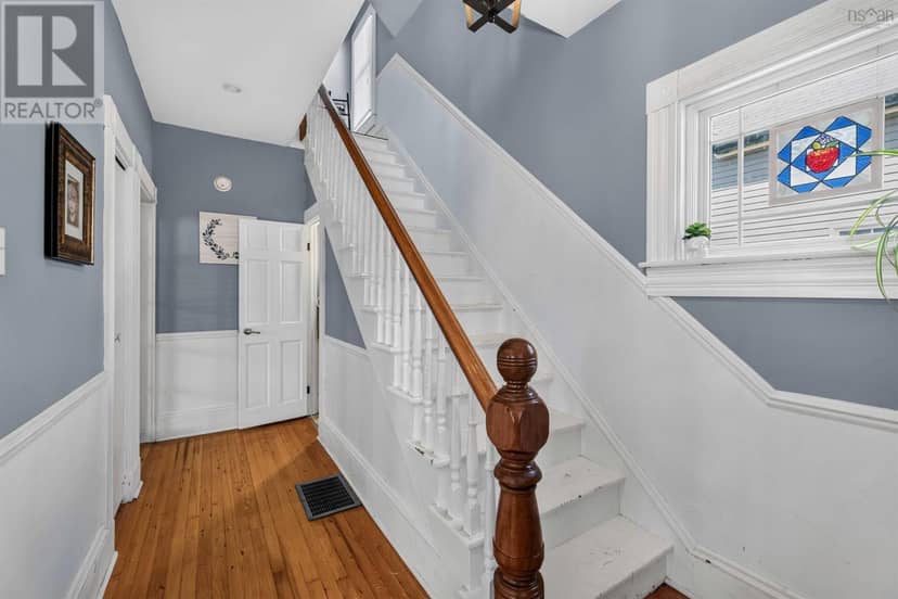 17 Washington Street — photo 10 of 40