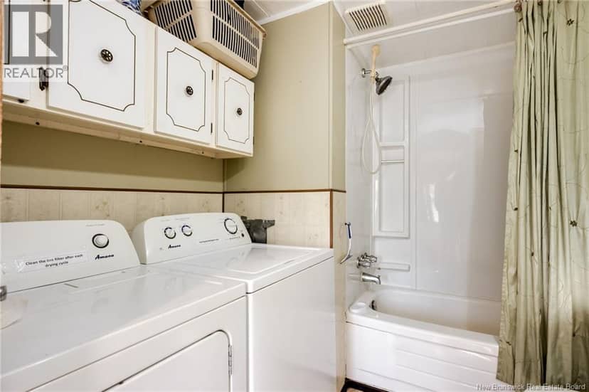 72 Violet Street — photo 15 of 27