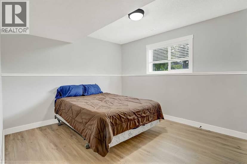 9117 Crystal Lake Drive — photo 34 of 40