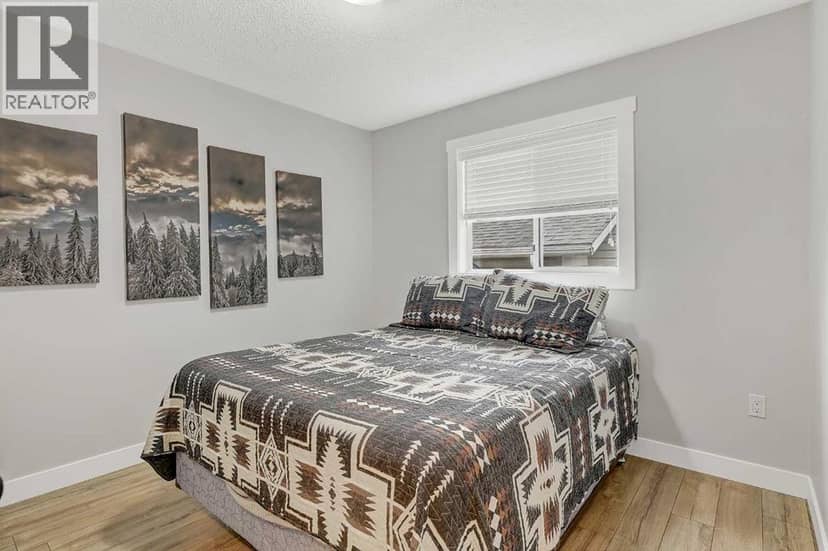 9117 Crystal Lake Drive — photo 21 of 40