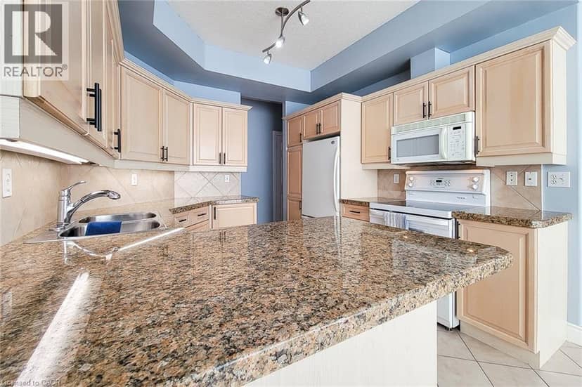 1770 MAIN Street W Unit# 705 — photo 14 of 40