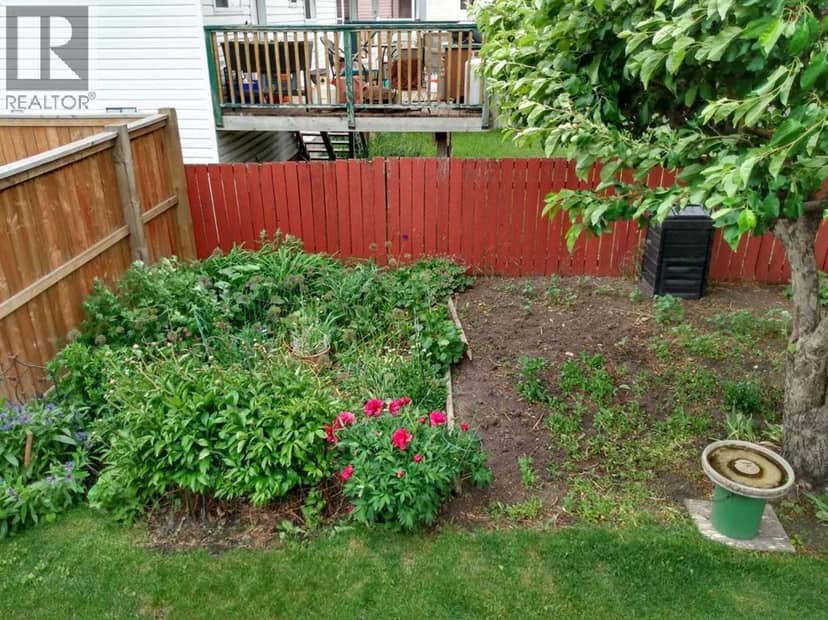 100 Doverglen Crescent SE — photo 20 of 22