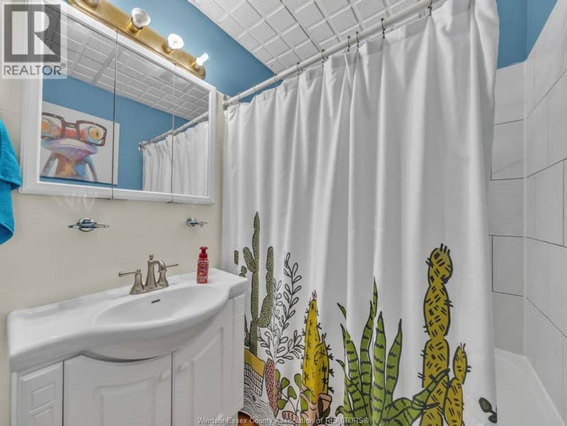 1826 Francois Road — photo 15 of 36