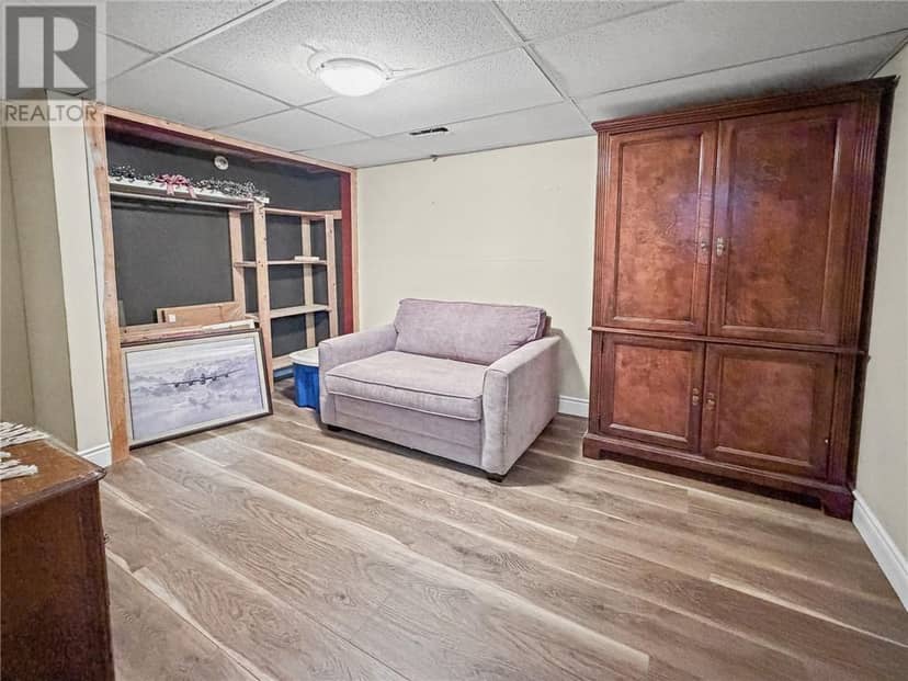 3261 Elm Street — photo 34 of 40